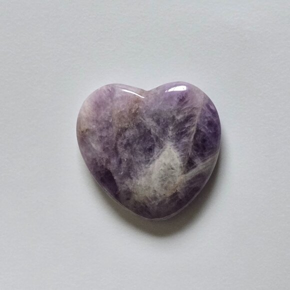 Set of 4 Carved Amethyst Hearts (1large, 3 small) - Picture 6 of 10